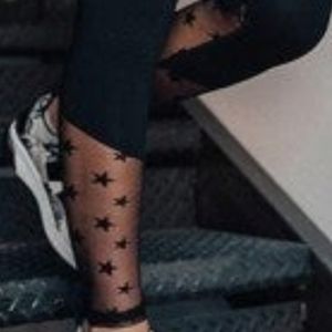 Star black leggings medium